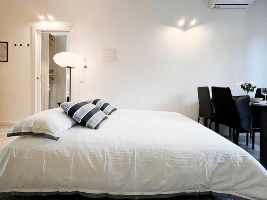 20 Min Duomo - Modern Apartment ミラノ エクステリア 写真